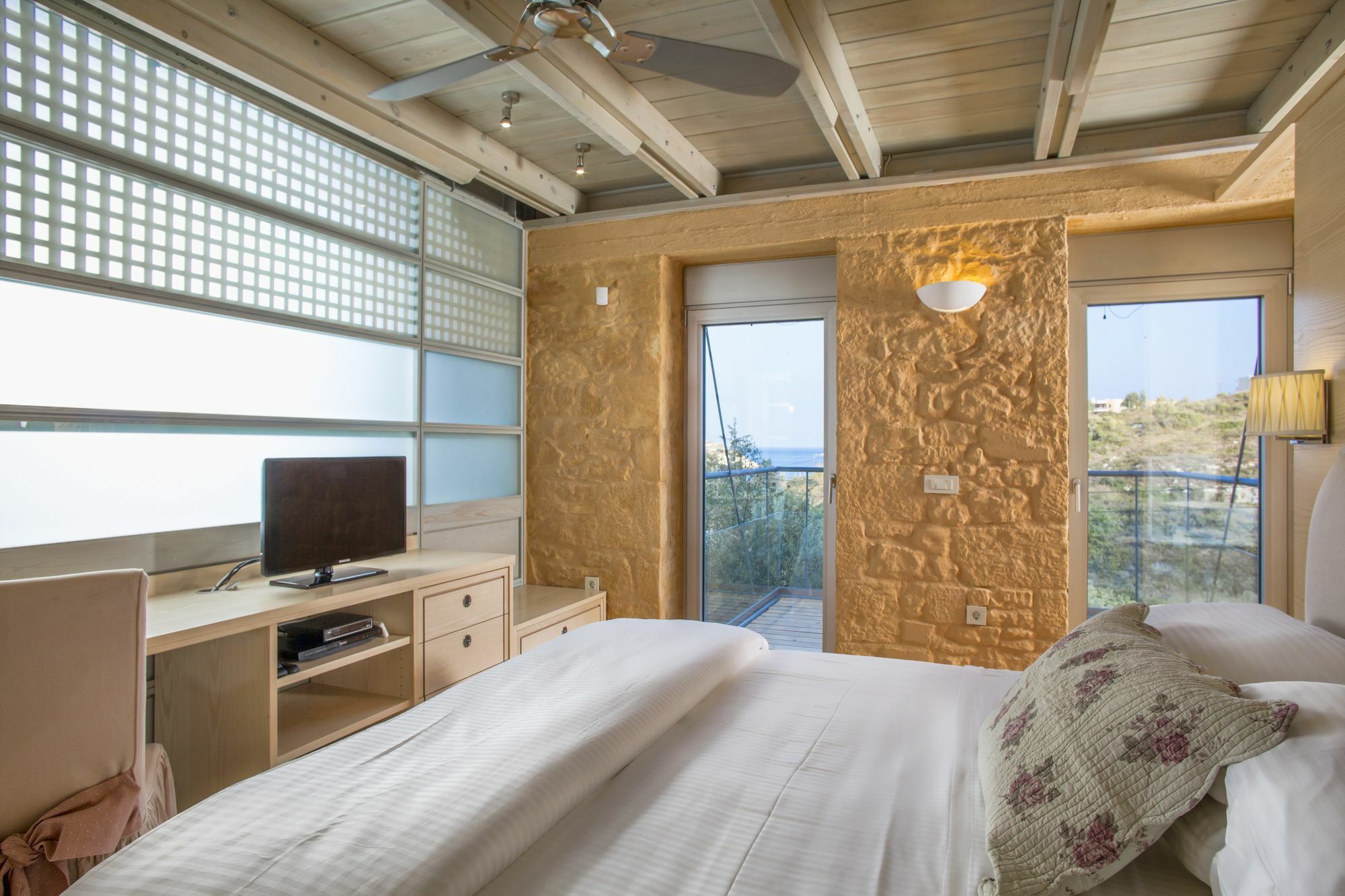 Olea Villas - Infinity Pool, Hot Tub, Sea Views Marathi  Buitenkant foto